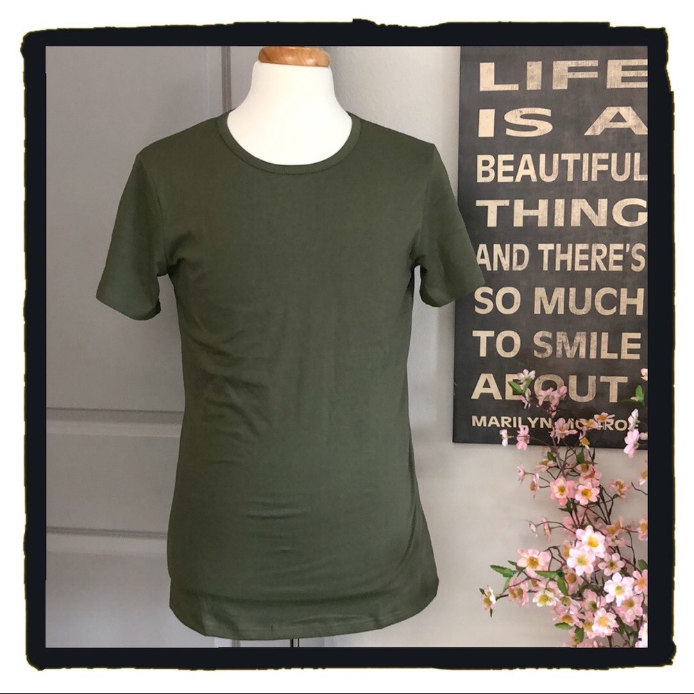 🌿Handsome Short Sleeved Men’s Shirt🌿 - Picture 5 of 8